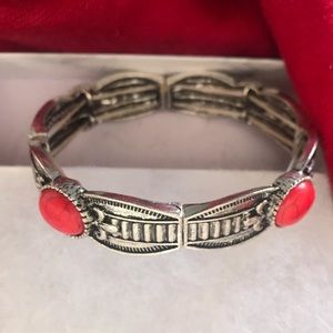Silver stretch bracelet